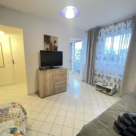 Apartment Cool Studio Louis Vicino Stazione/aereoporto